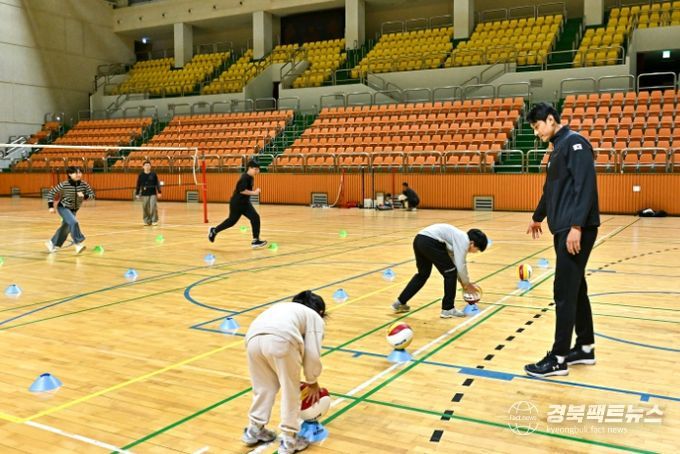 구 꽃미남 김요한 선수와 함께하는 배구교실