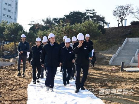 신현국 문경시장,‘중앙공원 정비사업’현장방문 추진상황 점검
