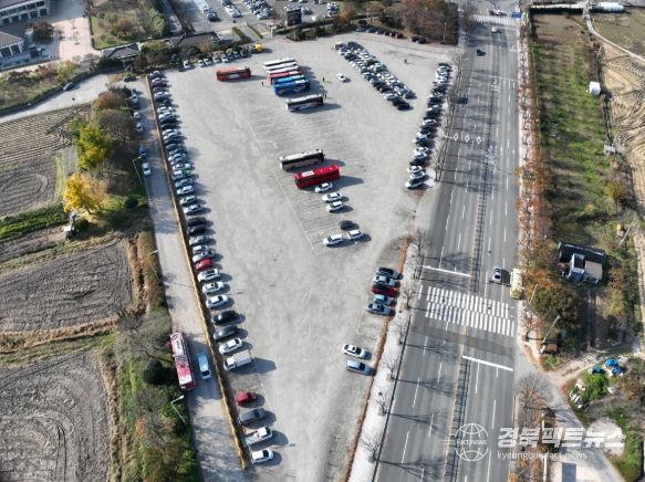 경주박물관 동측 월성 주차장 전경