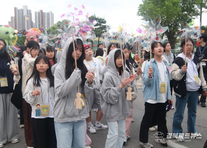 <꿈의 무용단 영덕> 청소년들, 춘천세계인형극제 탐방