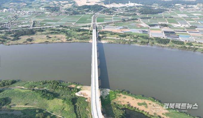 교차로 5개소·교량 2개소 설치,