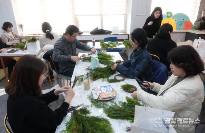 예천교육지원청, 손 끝으로 만나는 진로직업교육 연수 실시